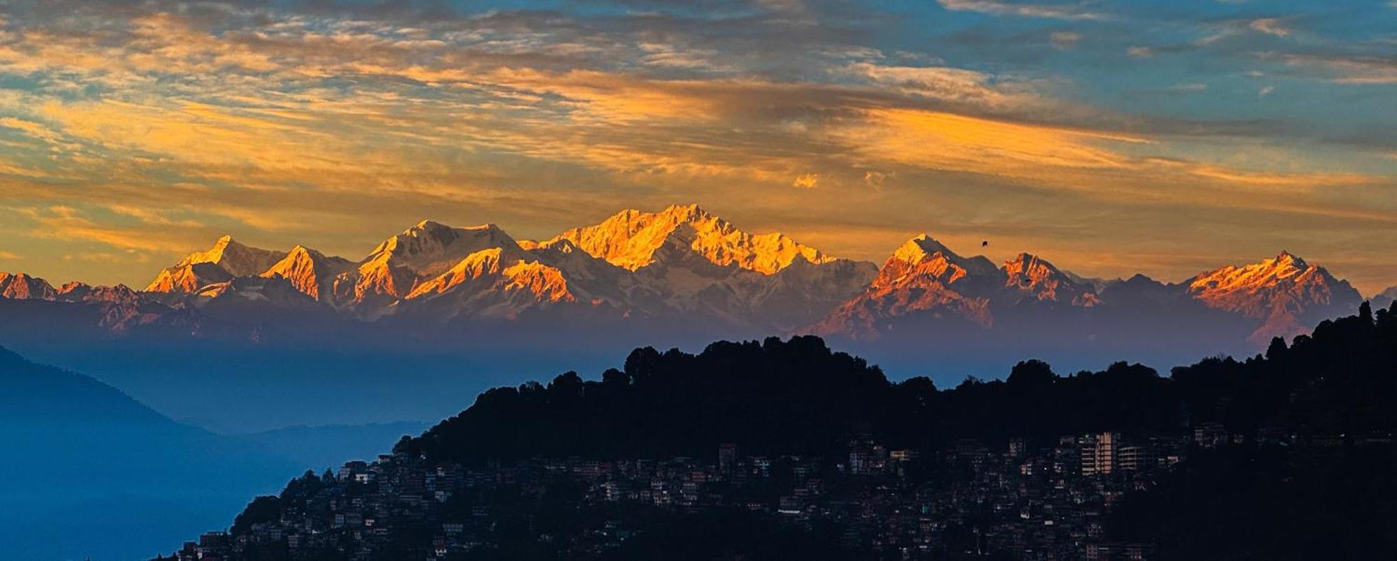 Himalayan Gorkha Retreat II Free Parking Hotel Darjeeling  Bagian luar foto