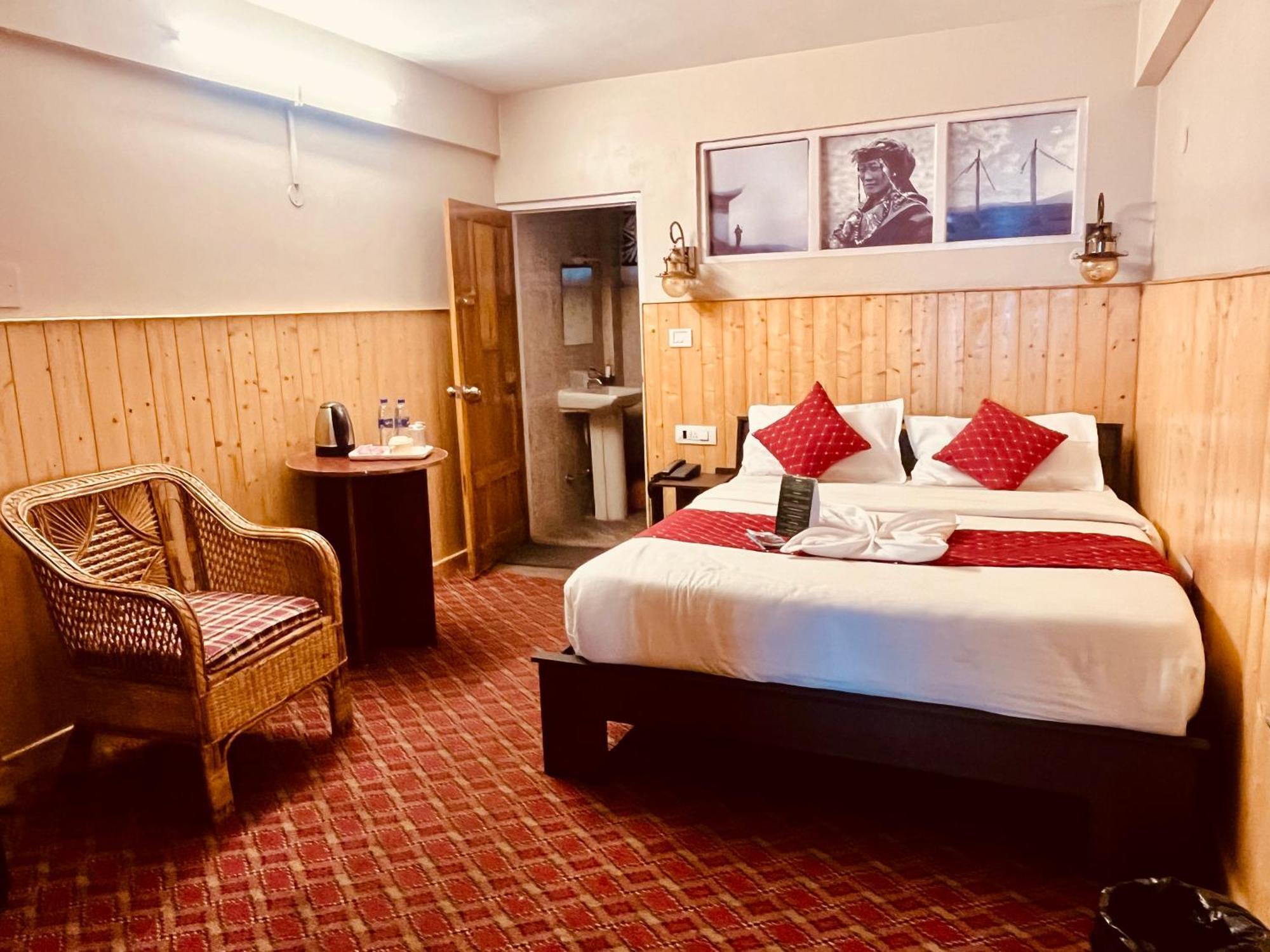 Himalayan Gorkha Retreat II Free Parking Hotel Darjeeling  Bagian luar foto