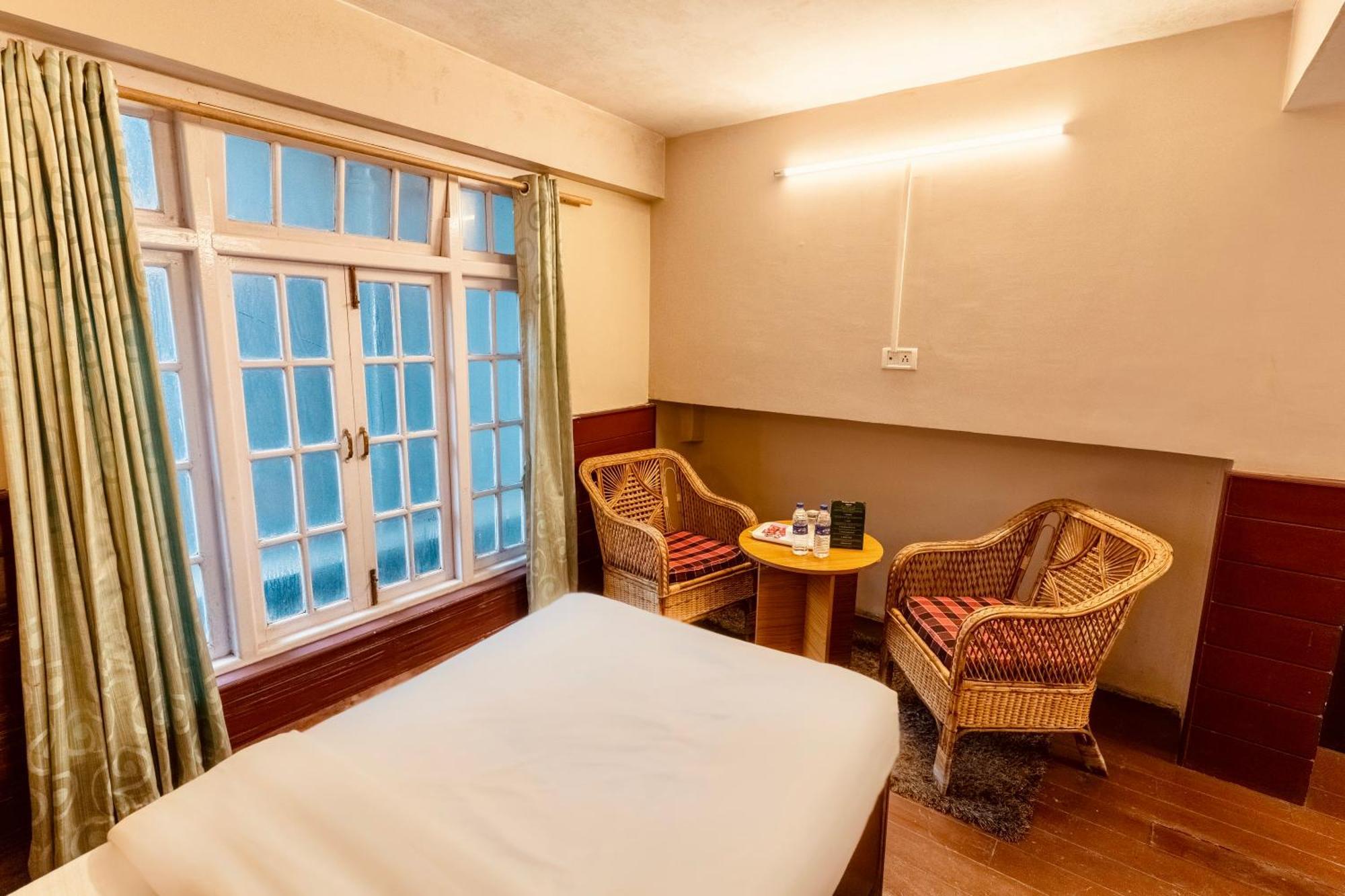 Himalayan Gorkha Retreat II Free Parking Hotel Darjeeling  Bagian luar foto